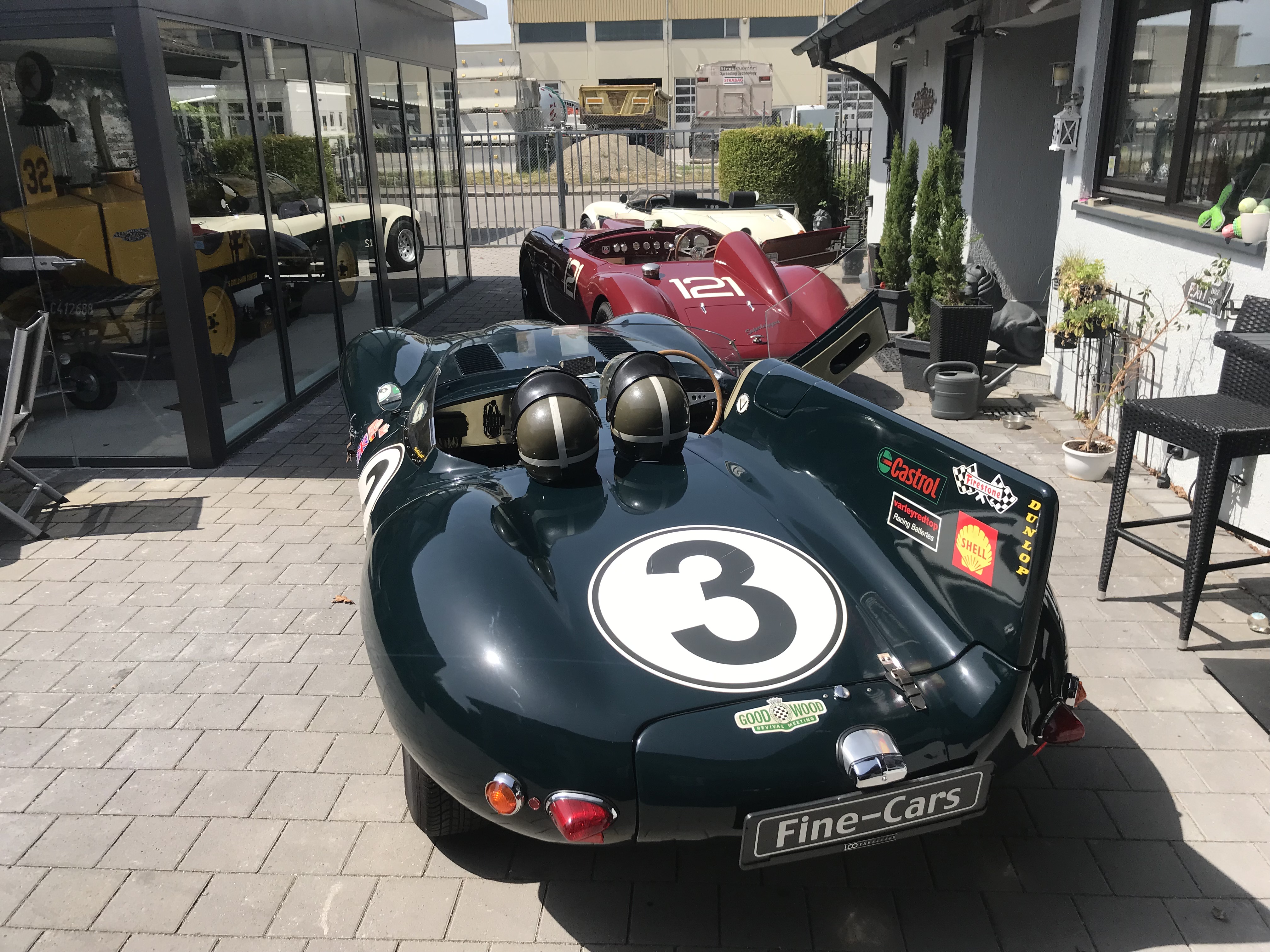 BETRIEBS-AUFLÖSUNG MACHEN SIE UNS EIN ANGEBOT ÜBER IHR TRAUMFAHRZEUG!